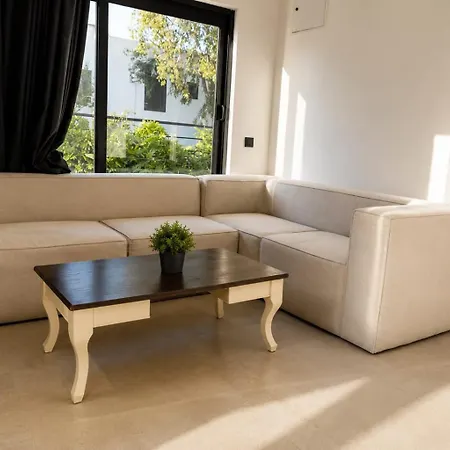Has Aparthotel